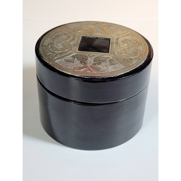 Round Wooden Trinket Jewelry Box Bird Floral Embossed Silver Plate Lid - Picture 2 of 6